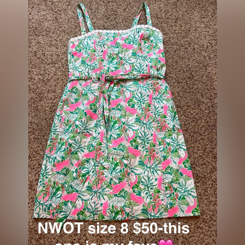 EUC adorable dress with tie waist